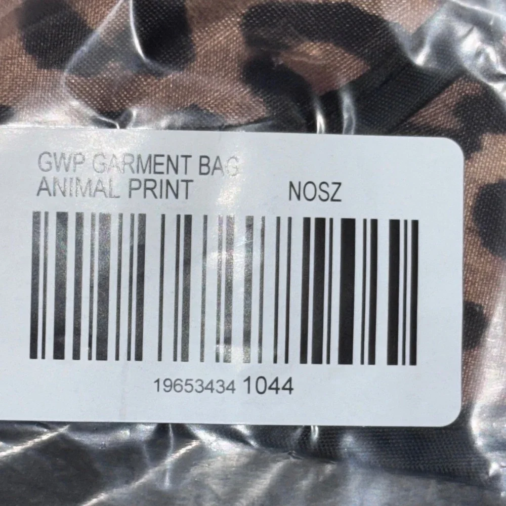 NWT Chico's Brown Leopard Print Mob Wife Garment Bag Travel Suit Cover - Picture 9 of 9